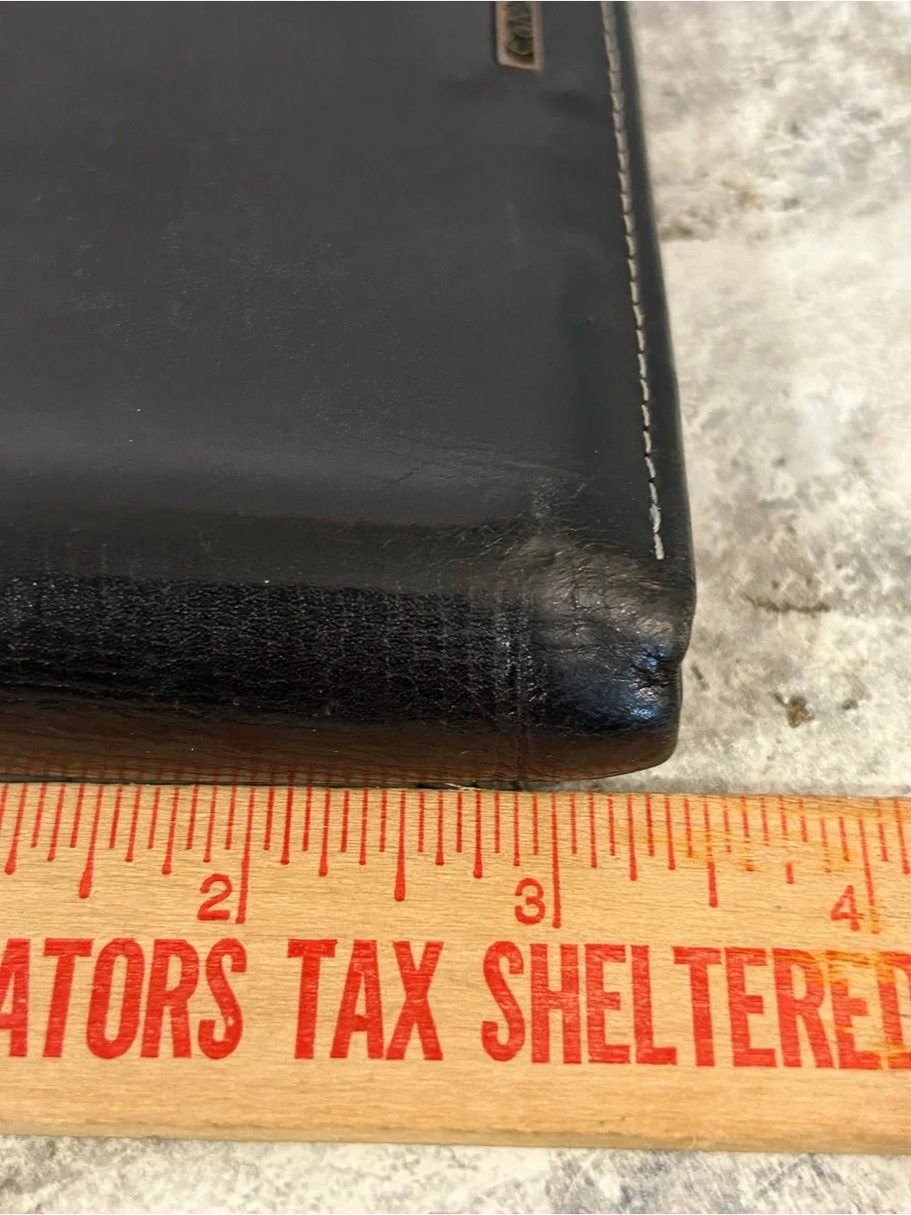 Calvin Klein Black Leather Bifold Card Holder with Stitch Trim